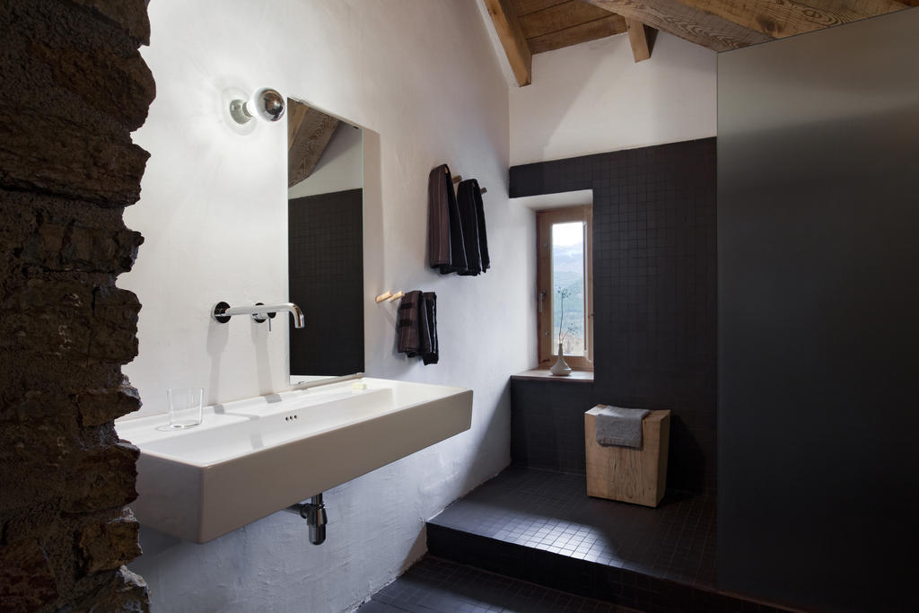 Montellá Cal Calsot Casa Rural "Adults Only" الغرفة الصورة